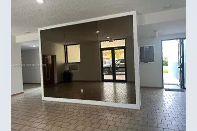 1820 W 53rd St #518, Hialeah, FL 33012 - Photo 3
