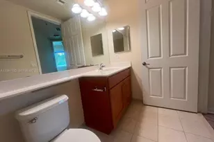 3500 Oaks Clubhouse Dr, Pompano Beach, FL 33069 - Photo 23