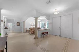 9735 SW 64th St, Miami, FL 33173 - Photo 3