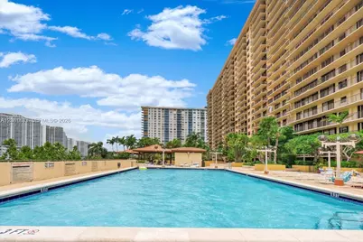 290 174th St #617, Sunny Isles Beach, FL 33160 - Photo 19