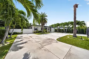 17019 SW 100th Ave, Miami, FL 33157 - Photo 3