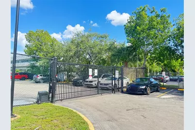 16450 NW 2nd Ave #207, Miami, FL 33169 - Photo 27