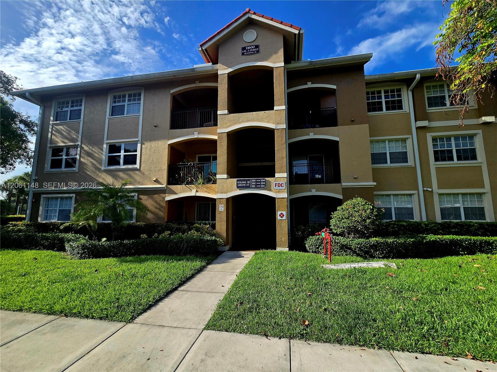 11600 SW 2nd St #18104 - 11600 SW 2nd St #18104, Pembroke Pines, FL 33025 Luxury Property | Jose Angel Pina