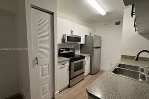 460 S Park Rd, Hollywood, FL 33021 - Photo 3
