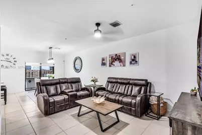 278 SW 159th Pl, Pembroke Pines, FL 33027 - Photo 7