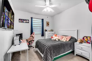 278 SW 159th Pl, Pembroke Pines, FL 33027 - Photo 27