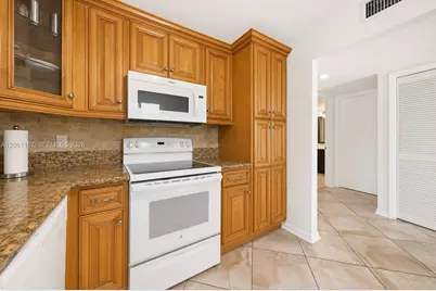 16257 Saddle Club Rd #201, Weston, FL 33326 - Photo 9