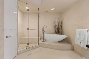 16051 Collins Ave, Sunny Isles Beach, FL 33160 - Photo 51