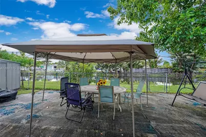 20504 NW 19th Ave, Miami Gardens, FL 33056 - Photo 17