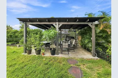 30 E 36th St, Hialeah, FL 33013 - Photo 21