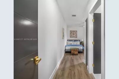 904 NW 6th Ter, Hallandale Beach, FL 33009 - Photo 35