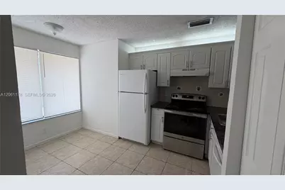 2550 Riverside Dr #223, Coral Springs, FL 33065 - Photo 3