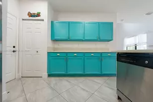233 NE 23rd Terrace, Homestead, FL 33033 - Photo 9