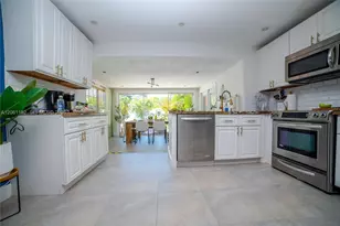 1725 SW 30th St, Fort Lauderdale, FL 33315 - Photo 15