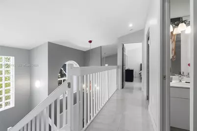 21221 NE 3rd Ct, Miami, FL 33179 - Photo 21
