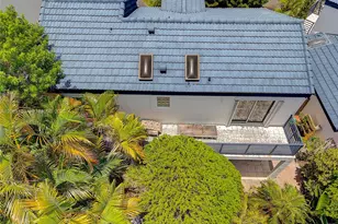 21221 NE 3rd Ct, Miami, FL 33179 - Photo 25