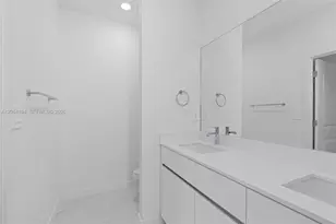 27350 SW 133rd Path, Homestead, FL 33032 - Photo 9