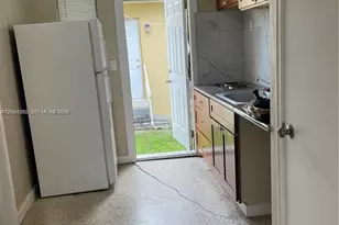 940 SW 4St, Miami, FL 33130 - Photo 7