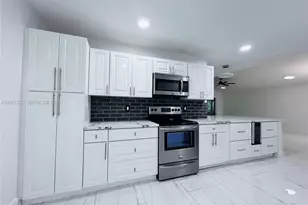 2560 Calamondin Cir, Coconut Creek, FL 33063 - Photo 21