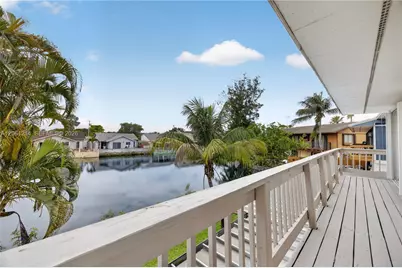 8210 SW 96th Ct, Miami, FL 33173 - Photo 23