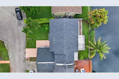 8210 SW 96th Ct, Miami, FL 33173 - Photo 63