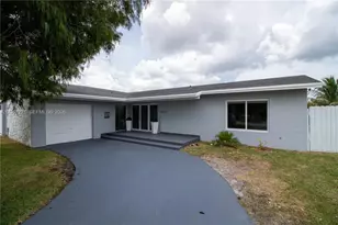20053 SW 103rd Ave, Cutler Bay, FL 33189 - Photo 5