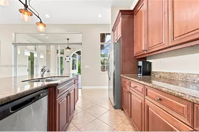 10726 NW 80th Cir, Parkland, FL 33076 - Photo 7