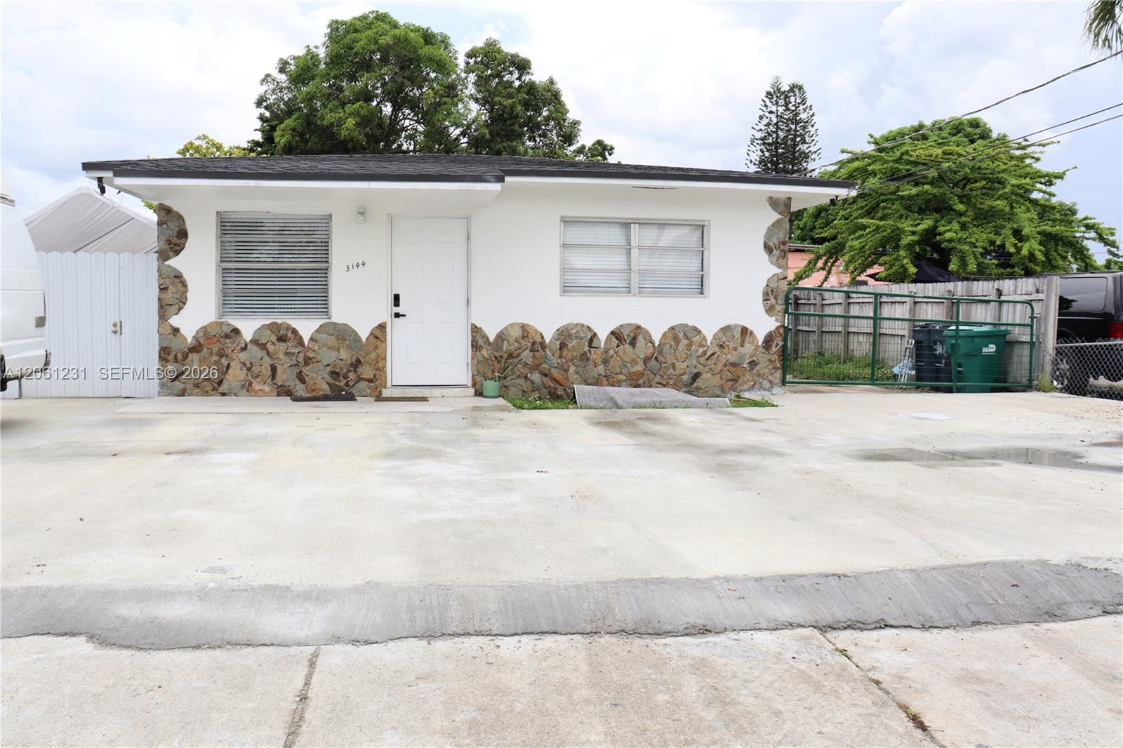 3144 NW 29th St #1 - 3144 NW 29th St #1, Miami, FL 33142 Luxury Property | Jose Angel Pina