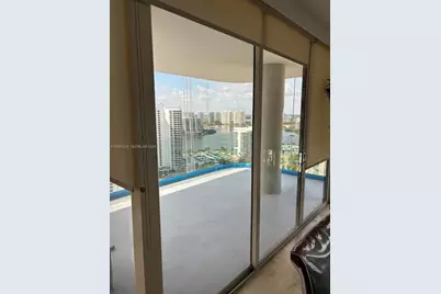 19355 Turnberry Way #26E, Aventura, FL 33180 - Photo 9