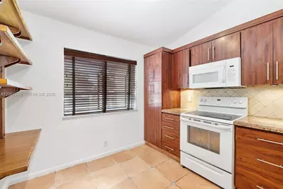 3342 Carambola Cir S, Coconut Creek, FL 33066 - Photo 13