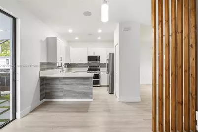 3430 W 106th Ter #106, Hialeah, FL 33018 - Photo 15