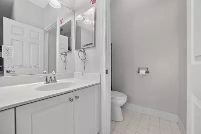 3227 NW 32nd Ter, Oakland Park, FL 33309 - Photo 21