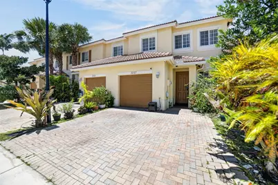 3227 NW 32nd Ter, Oakland Park, FL 33309 - Photo 3