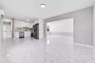 731 NE 16th St, Fort Lauderdale, FL 33304 - Photo 13