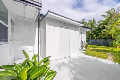 731 NE 16th St, Fort Lauderdale, FL 33304 - Photo 31