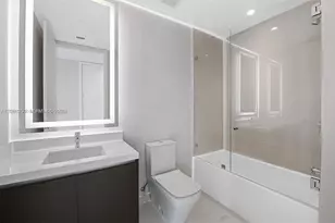 851 NE 1st Ave, Miami, FL 33132 - Photo 23