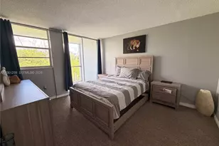 16518 NE 26th Ave, North Miami Beach, FL 33160 - Photo 19