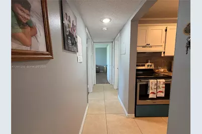 16518 NE 26th Ave #403, North Miami Beach, FL 33160 - Photo 7