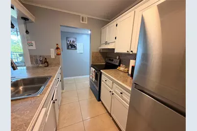 16518 NE 26th Ave #403, North Miami Beach, FL 33160 - Photo 11