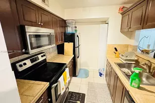 1727 Village Blvd, West Palm Beach, FL 33409 - Photo 5