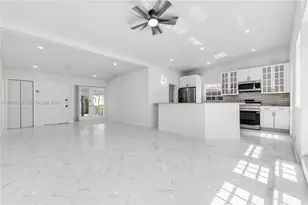 1777 N 17th Ct, Hollywood, FL 33020 - Photo 11