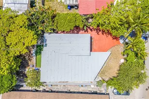 1777 N 17th Ct, Hollywood, FL 33020 - Photo 5