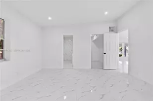 1777 N 17th Ct, Hollywood, FL 33020 - Photo 23