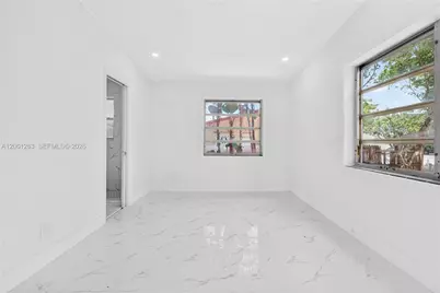 1777 N 17th Ct, Hollywood, FL 33020 - Photo 29