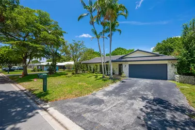 9939 NW 19th St, Coral Springs, FL 33071 - Photo 37