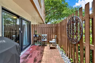 11490 SW 109th Rd, Miami, FL 33176 - Photo 11