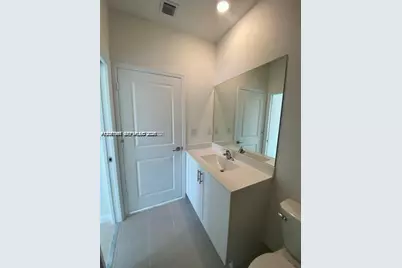 575 NE 208th Ter #575, Miami, FL 33179 - Photo 11