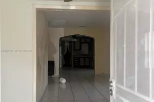 11108 Peachtree Dr, Miami, FL 33161 - Photo 27