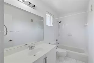 7245 NW 173rd Dr, Hialeah, FL 33015 - Photo 25