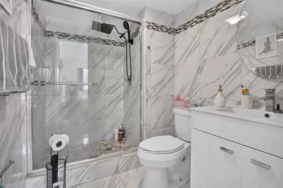 8941 S Hollybrook Blvd #202, Pembroke Pines, FL 33025 - Photo 13